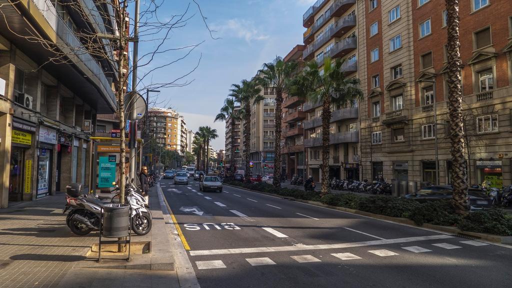 City Center Apartment Barcelona Exteriör bild